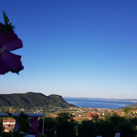 Montegolo Apartment *